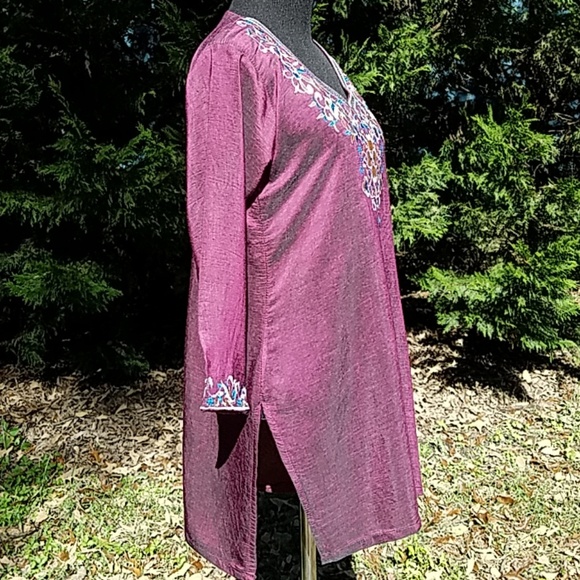 Tunic Style Top - Picture 4 of 8